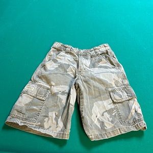 Boys cargo shorts, sz10, camouflage